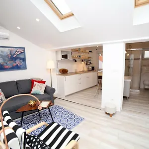 Sweet With Free Private Parking Apartment Pula